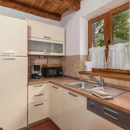 Beautiful In Dolinci With Sauna Ferienhaus Grižane