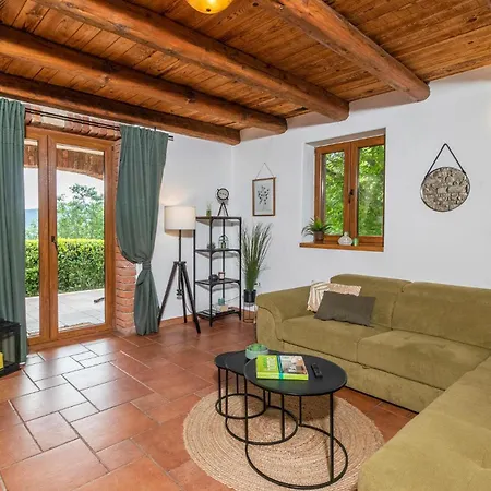بيت للعطل Pet Friendly In Dolinci With Sauna Grižane