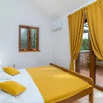 Nyaraló Pet Friendly In Dolinci With Sauna *