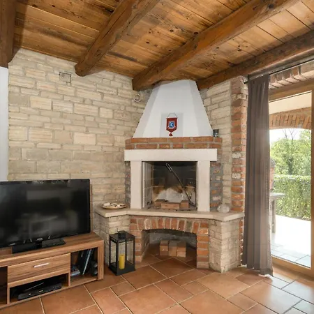 Pet Friendly In Dolinci With Sauna